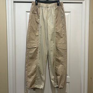 Wilo the Label, NWT Cargo Parachute Pant. Size Medium.